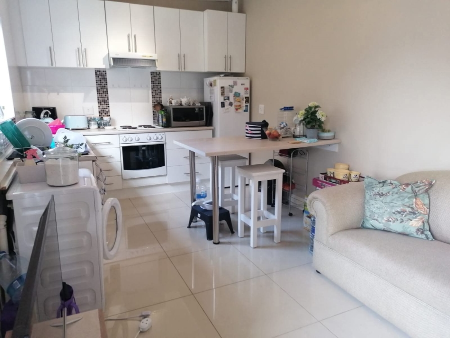 To Let 1 Bedroom Property for Rent in Kabega Park Eastern Cape